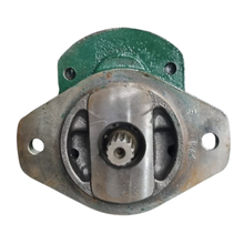 Carregar imagem no visualizador da galeria, Bomba Bht200 80cc Esquerda Sae B 13 Dentes
