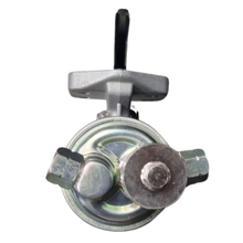 Carregar imagem no visualizador da galeria, Bomba Combustivel Motor 4248/4236 Perkins
